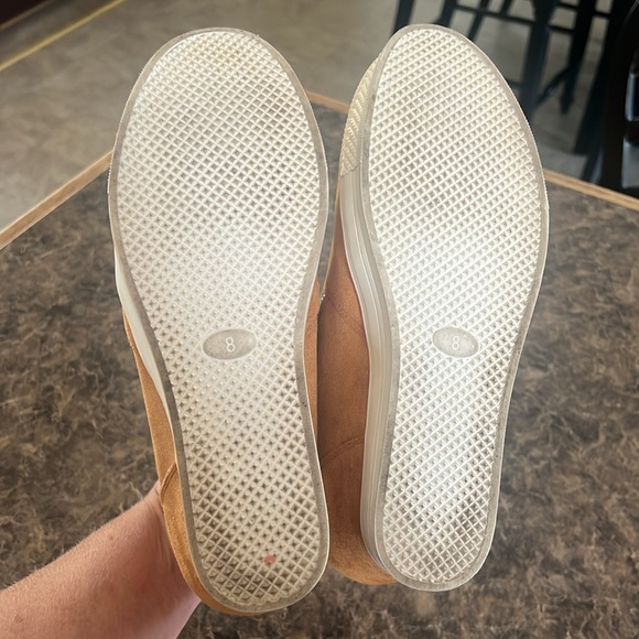 Camel brown suede boots - Picture 3 of 5